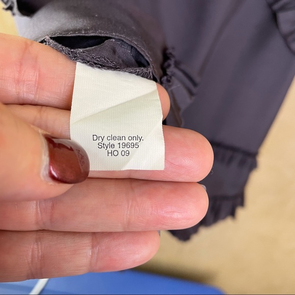 J. Crew Sleeveless Purple 100% Silk Top with Ruffles         Size 6 - Picture 7 of 9